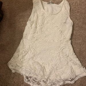 White lace tank top